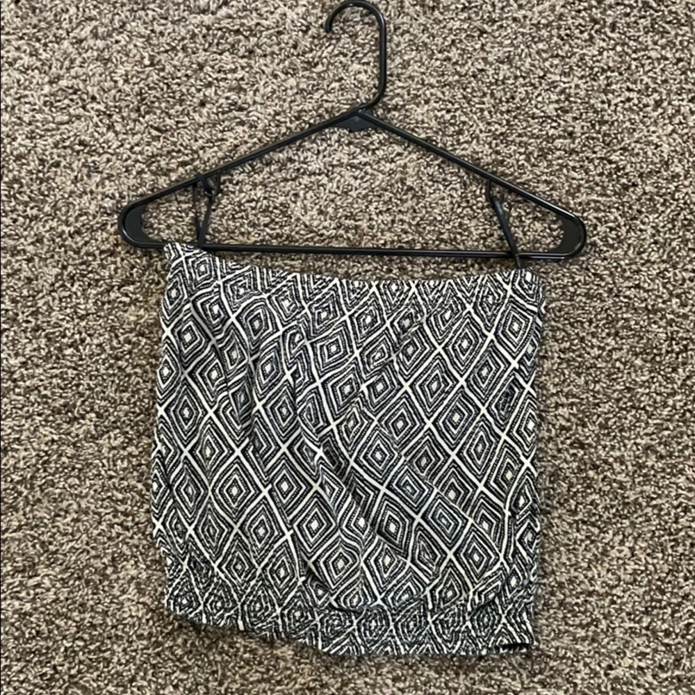 Black and White Tube Top